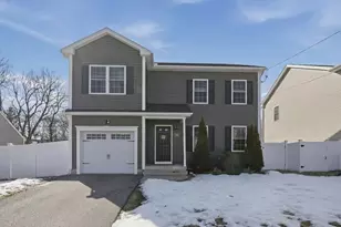 322 Gilbert Ave, Springfield, MA 01119 - Photo 1