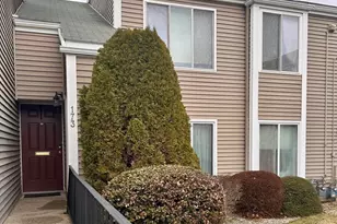 173 Nassau Dr, Springfield, MA 01129 - Photo 1