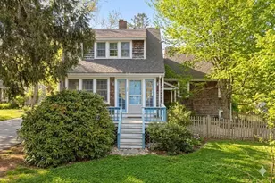 136 Leonard St, Gloucester, MA 01930 - Photo 1