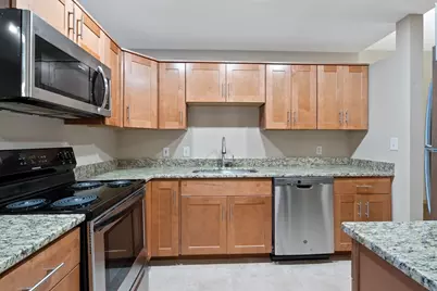550 Washington St #107, Braintree, MA 02184 - Photo 1