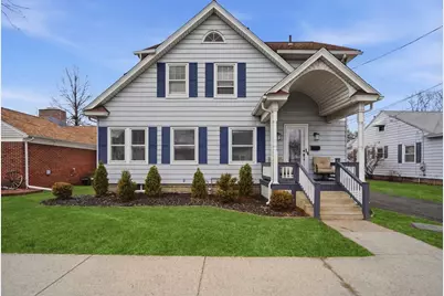 156 Farnsworth St, Chicopee, MA 01013 - Photo 1