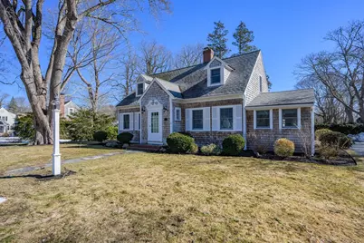 122 Park Ave, Barnstable, MA 02632 - Photo 1