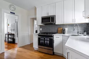 7 Connecticut Ave, Somerville, MA 02145 - Photo 1
