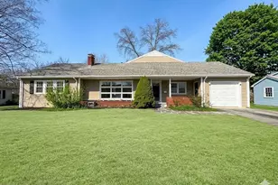 15 Alroy Rd, Weymouth, MA 02190 - Photo 1