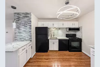 6 Venice #B3, Danvers, MA 01923 - Photo 1