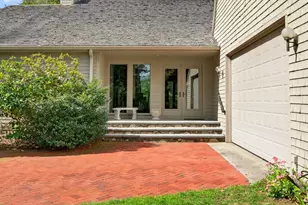 923 Drift Rd, Westport, MA 02790 - Photo 1