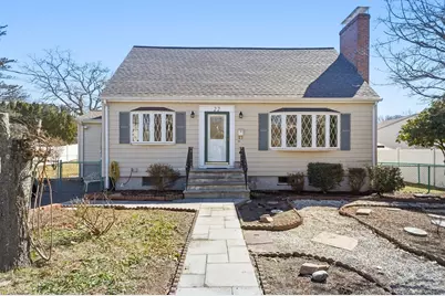 22 Longwood Ave, Woburn, MA 01801 - Photo 1