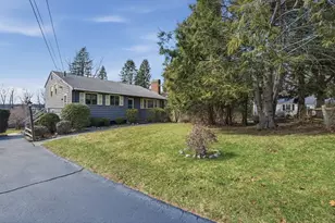 6 Pine Knoll Rd, Franklin, MA 02038 - Photo 1