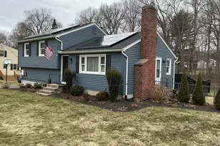 34 Pebble Path Ln, West Springfield, MA 01089 - Photo 1