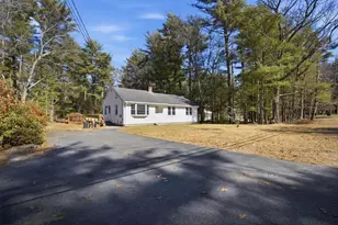 35 Grove St, Kingston, MA 02364 - Photo 1