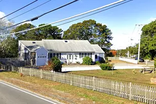 54 Old Main St, Yarmouth, MA 02664 - Photo 1