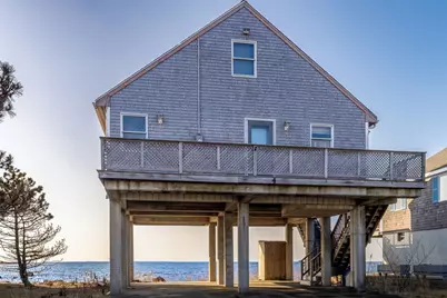 4 Union Ave, Mattapoisett, MA 02739 - Photo 1