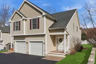 24 Farrwood Pl, Haverhill, MA 01835 - Photo 1