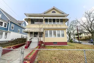 570-572 Dickinson St, Springfield, MA 01108 - Photo 1