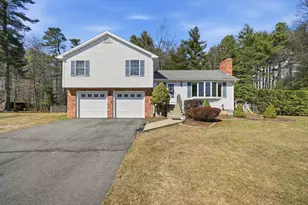 62 Campbell Dr, Easthampton, MA 01027 - Photo 1