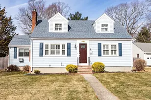 24 Crestwood Cir, Norwood, MA 02062 - Photo 1