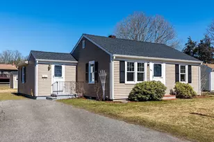 14 Sharon Dr, Falmouth, MA 02536 - Photo 1