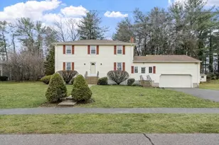 61 Beaver Rd, Reading, MA 01867 - Photo 1
