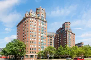 10 Rogers St, Cambridge, MA 02142 - Photo 1