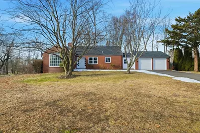 259 Ohio Ave, West Springfield, MA 01089 - Photo 1