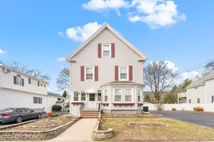 9 Avon St, Saugus, MA 01906 - Photo 1