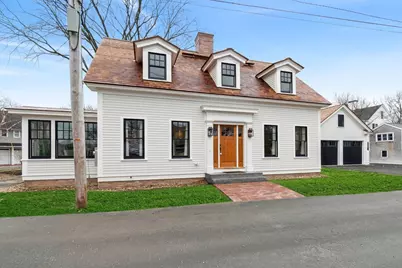 10 Union Place, Newburyport, MA 01950 - Photo 1