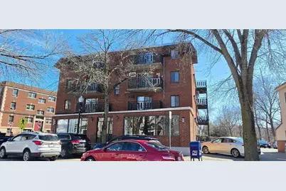 26 W Wyoming Ave #3A, Melrose, MA 02176 - Photo 1