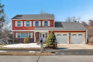 33 Old Farm Rd, Reading, MA 01867 - Photo 1