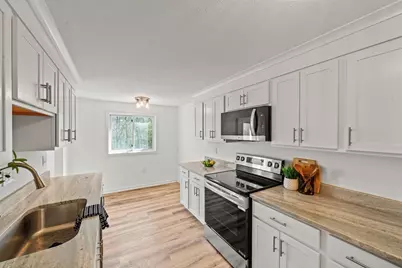 10 Ledgewood Way #26, Peabody, MA 01960 - Photo 1