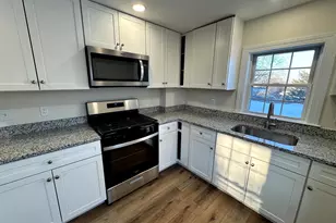 195 Court St, Plymouth, MA 02360 - Photo 1