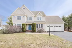 75 Sunflower Dr, Raynham, MA 02767 - Photo 1