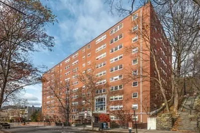 1600 Beacon St #907, Brookline, MA 02446 - Photo 1