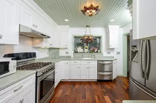 62 Lawn Ave, Quincy, MA 02169 - Photo 1