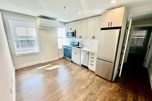 366 Hanover, Boston, MA 02113 - Photo 1