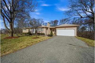 6 Brenda Dr, Millbury, MA 01527 - Photo 1