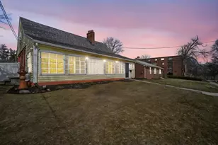 77 Locust St, Holyoke, MA 01040 - Photo 1
