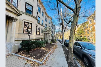 138 Fuller St #3, Brookline, MA 02446 - Photo 1