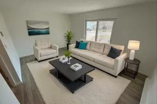 31 Vine St, Weymouth, MA 02188 - Photo 1