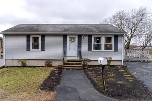 24 Hanson Rd, Saugus, MA 01906 - Photo 1