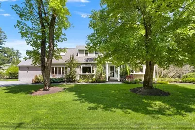 319 Lowell St, Lynnfield, MA 01940 - Photo 1