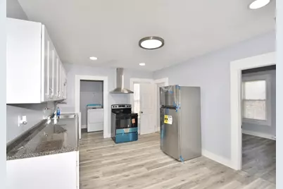 30 Day St #2, West Springfield, MA 01089 - Photo 1