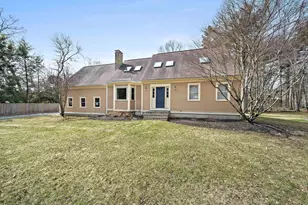 4 Gloria Dr, Mansfield, MA 02048 - Photo 1
