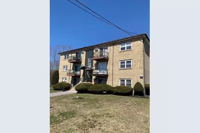 81 High St #23, Amesbury, MA 01913 - Photo 1