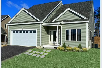 197A Crownshield #16A, Uxbridge, MA 01569 - Photo 1