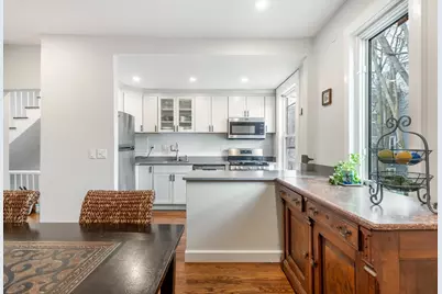 231 Broadway #6, Cambridge, MA 02139 - Photo 1