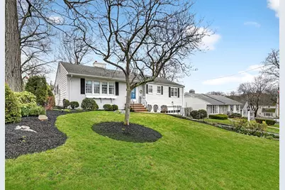 25 Magnolia Road, Melrose, MA 02176 - Photo 1