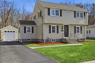 38 Stonewood Ln, Braintree, MA 02184 - Photo 1
