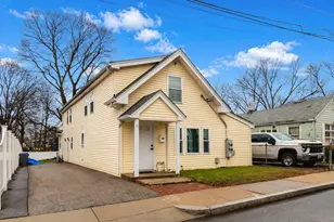 15 Buckingham St, Boston, MA 02136 - Photo 1