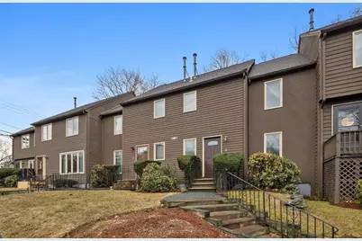 281 Boylston St #D, Lowell, MA 01852 - Photo 1
