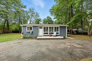 38 Lakeside Dr, Barnstable, MA 02648 - Photo 1